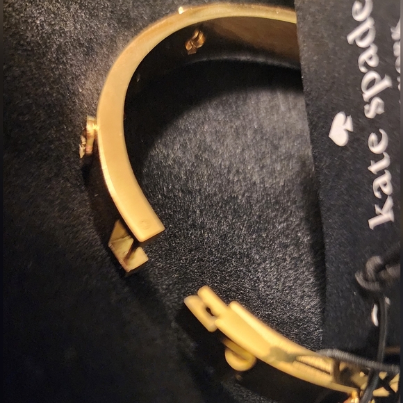Kate Spade Gold studded hinged bangle bracelet "Spot The Spade" NWT! ♠️ - Picture 15 of 16